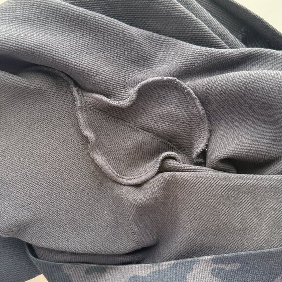 Spanx High-Waisted Black Camo Look at Me Now Leggings Womens Size XL - Picture 5 of 5